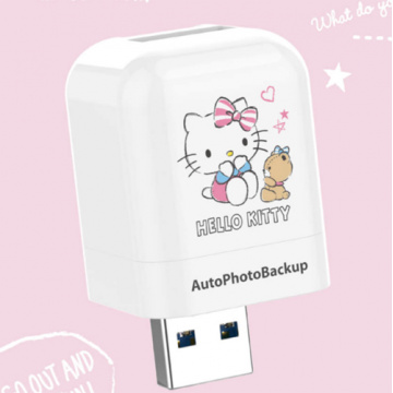 PhotoFast Hello Kitty 備份讀卡機